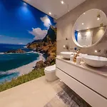 Little Townsuite Apartment *