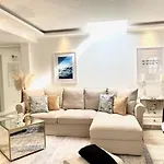 Apartment Little Townsuite *