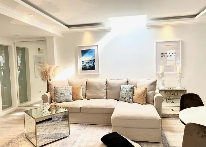 아파트 Little Townsuite *