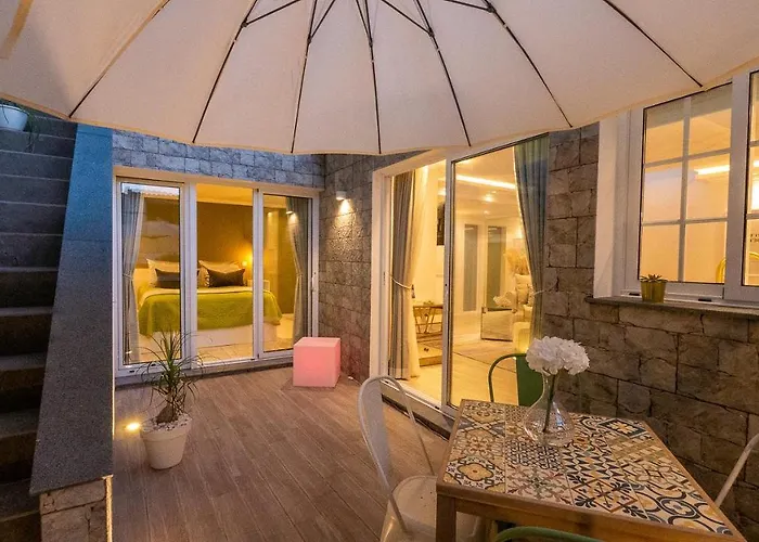 Little Townsuite فونشال